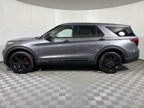 Carbonized Gray Metallic 2021 Ford Explorer ST