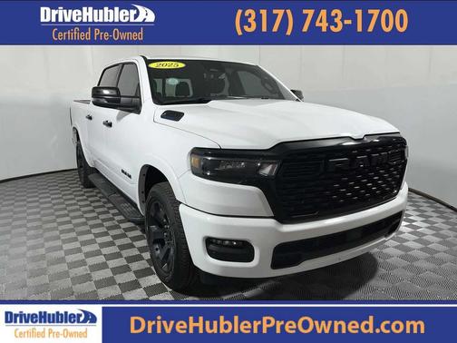Bright White Clearcoat 2025 RAM 1500 Big Horn/Lone Star