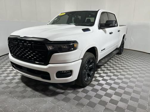 Bright White Clearcoat 2025 RAM 1500 Big Horn/Lone Star