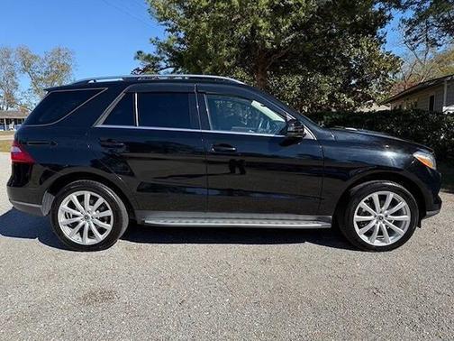 2015 Mercedes-Benz M-Class 4MATIC