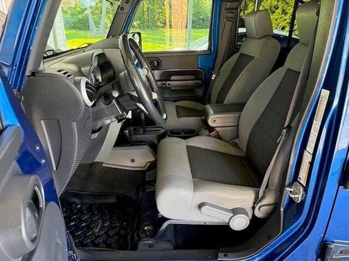 2010 Jeep Wrangler Unlimited Sahara