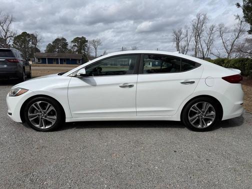 2017 Hyundai ELANTRA Limited