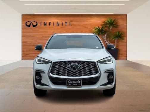 2023 INFINITI QX55 LUXE