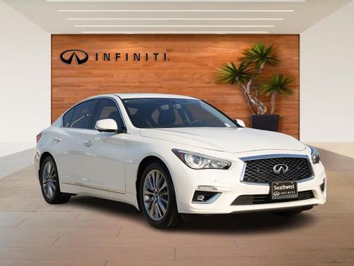 2024 INFINITI Q50 LUXE