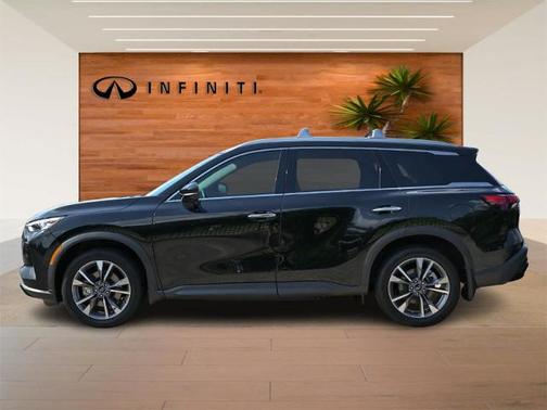 2024 INFINITI QX60 LUXE