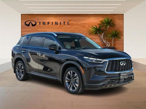 2024 INFINITI QX60 LUXE