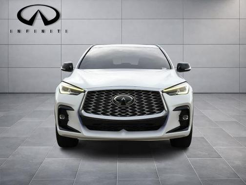 Radiant White 2023 INFINITI QX55 LUXE