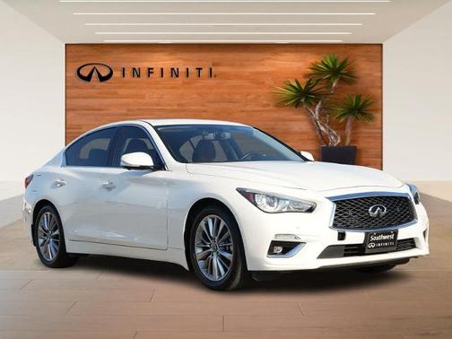 2024 INFINITI Q50 LUXE