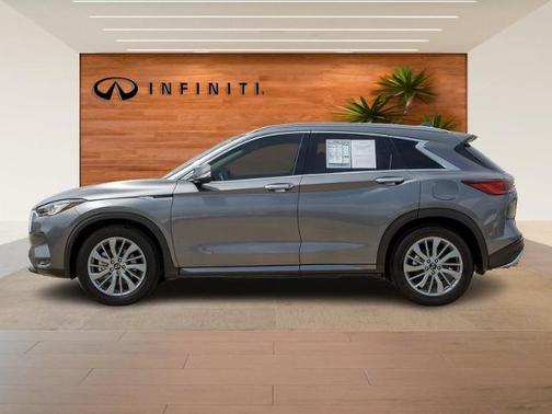 2024 INFINITI QX50 LUXE