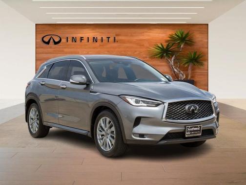 2024 INFINITI QX50 LUXE