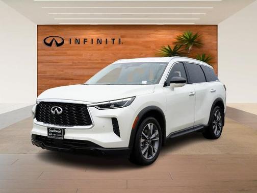 2024 INFINITI QX60 LUXE