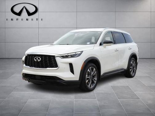 2024 INFINITI QX60 LUXE