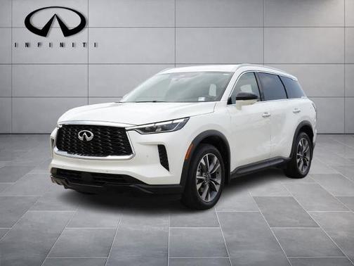 2024 INFINITI QX60 LUXE