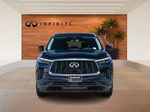 2024 INFINITI QX60 LUXE