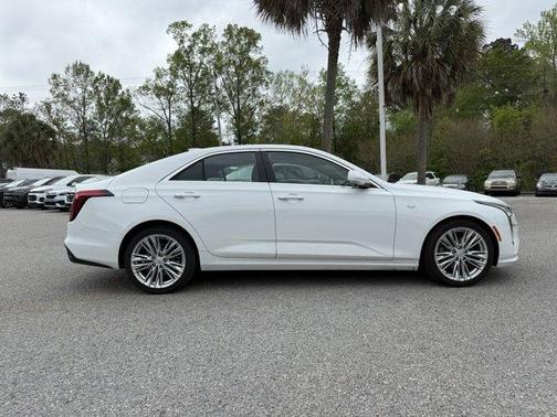 2023 Cadillac CT4 Premium Luxury