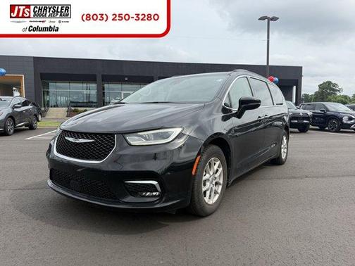 2022 Chrysler Pacifica Touring-L