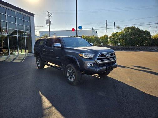 2017 Toyota Tacoma Limited