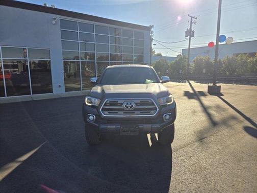 2017 Toyota Tacoma Limited