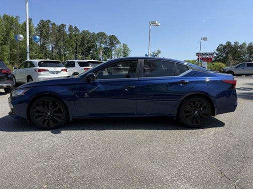 2020 Nissan Altima 2.5 SR