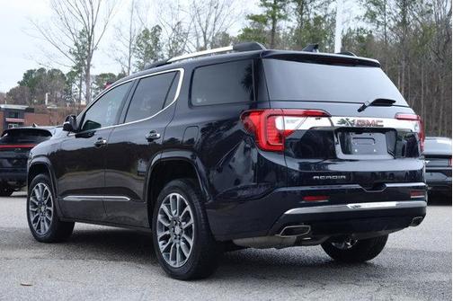 2022 GMC Acadia Denali