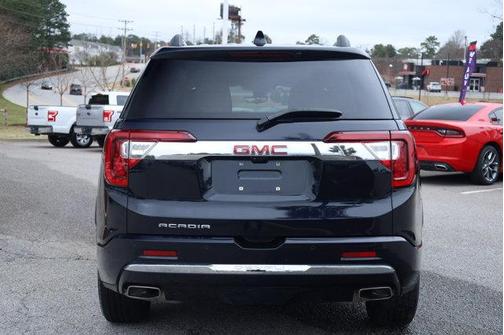 2022 GMC Acadia Denali