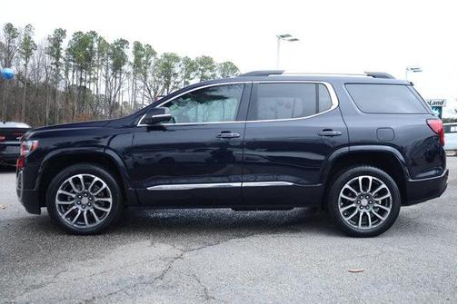 2022 GMC Acadia Denali