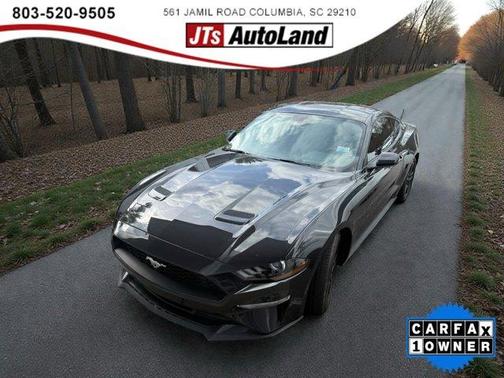 2022 Ford Mustang EcoBoost