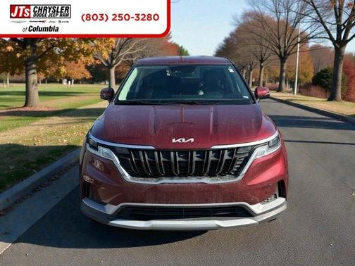 2024 Kia Carnival LX