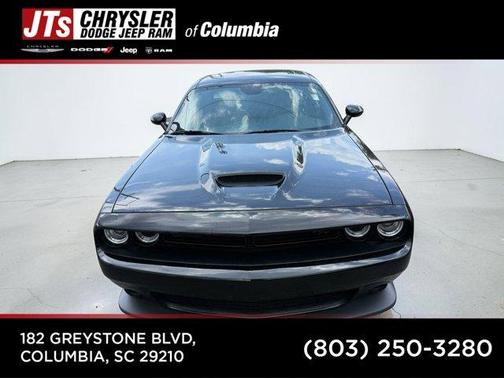 Pitch Black Clearcoat 2023 Dodge Challenger R/T
