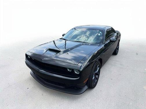 Pitch Black Clearcoat 2023 Dodge Challenger R/T