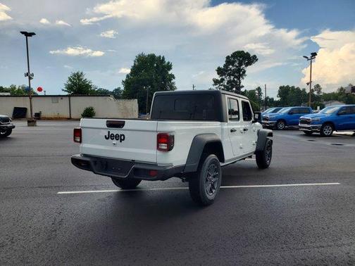 2025 Jeep Gladiator Sport