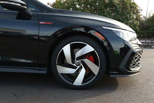 2024 Volkswagen Golf GTI 2.0T S