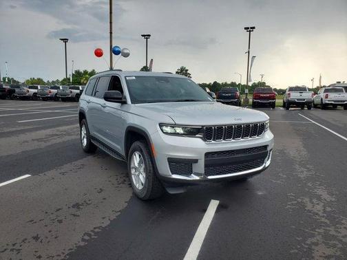 2025 Jeep Grand Cherokee L Laredo