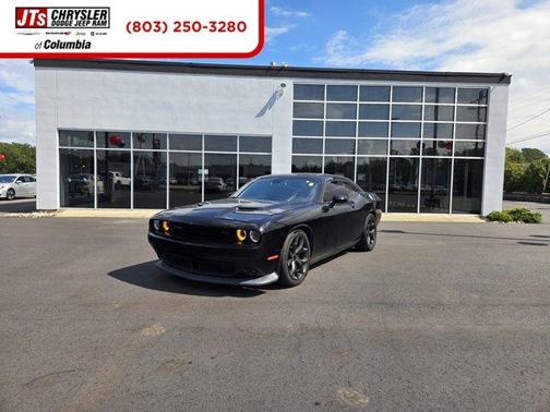 2016 Dodge Challenger R/T Plus