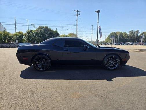 2016 Dodge Challenger R/T Plus