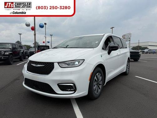 2024 Chrysler Pacifica Hybrid Select