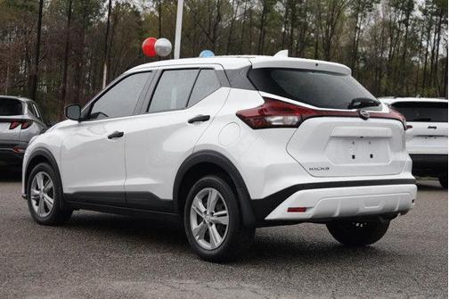 2024 Nissan Kicks S
