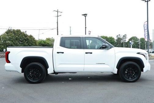 White 2024 Toyota Tundra SR5