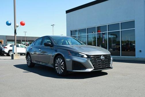 Gun Metallic 2024 Nissan Altima 2.5 SV