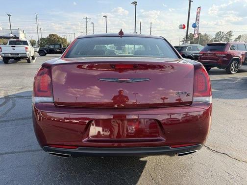 2023 Chrysler 300 S