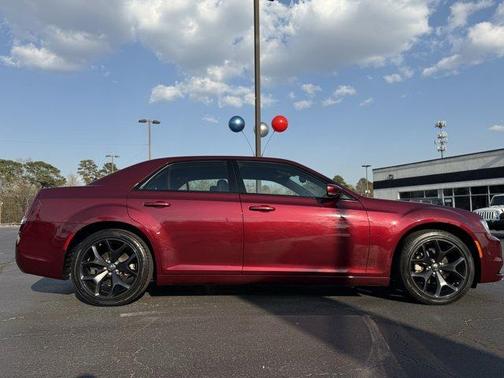 2023 Chrysler 300 S