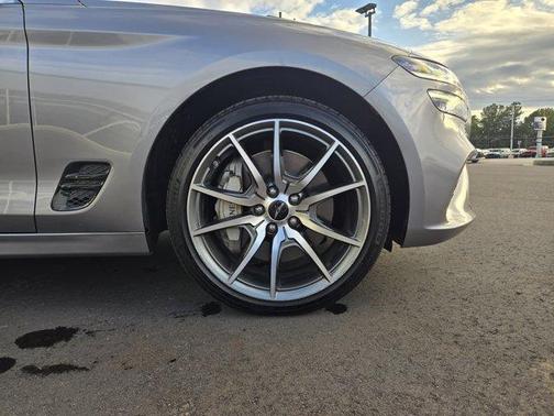 2024 Genesis G70 2.5T