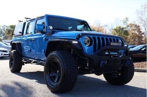 2022 Jeep Gladiator Overland