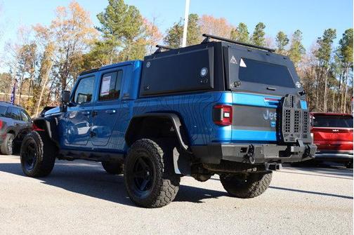 2022 Jeep Gladiator Overland