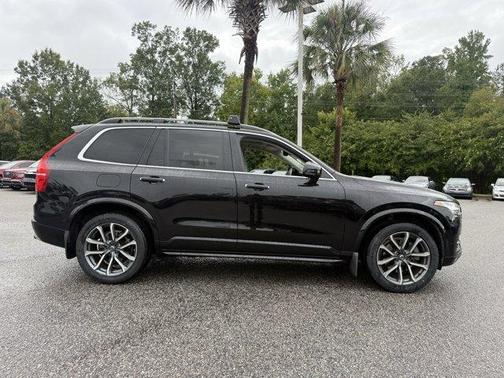 2019 Volvo XC90 T5 Momentum