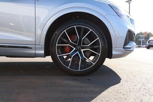 2019 Audi Q8 Prestige