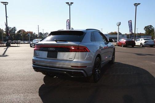 2019 Audi Q8 Prestige