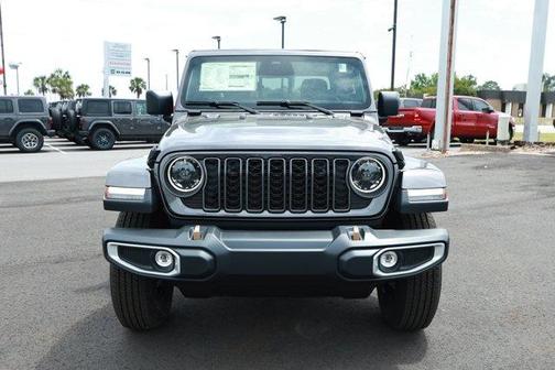 Granite Crystal Clearcoat Metallic 2026 Jeep Gladiator 85th Anniversary Edition