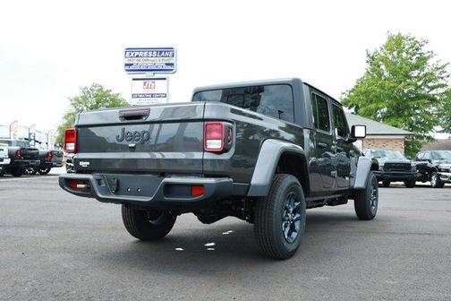 Granite Crystal Clearcoat Metallic 2026 Jeep Gladiator 85th Anniversary Edition