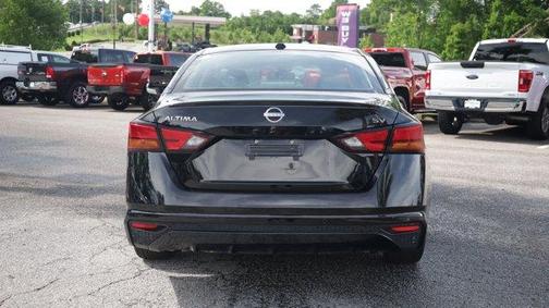 Black 2023 Nissan Altima 2.5 SV